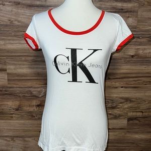 Woman’s Calvin Klein T-shirt size XS